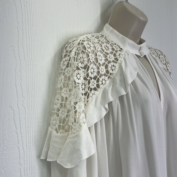 Free People - Little Bit Of Love White Lace Flowy Boho Blouse Size Small - Picture 5 of 12